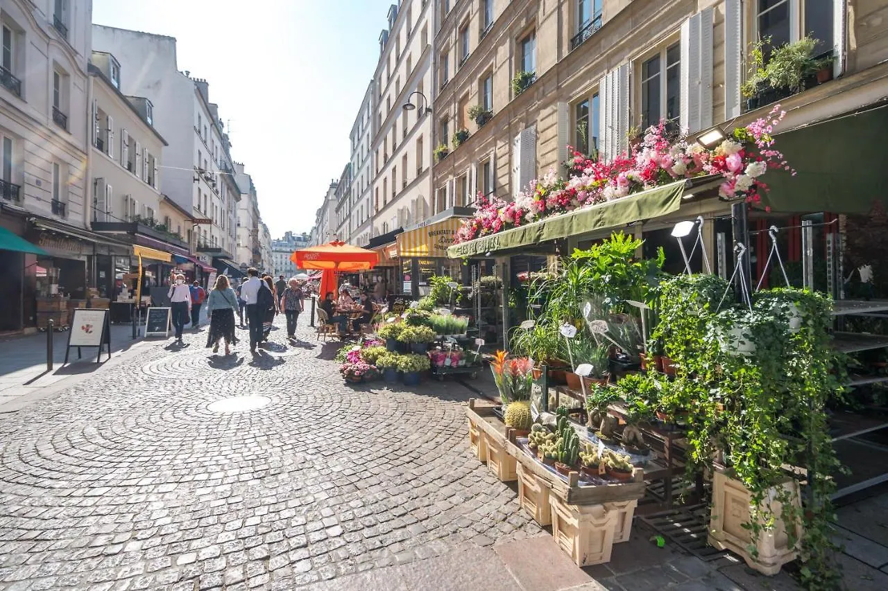 Studio Terrasse Privee 5 Min To Eiffel Tower Paris 0*,  France