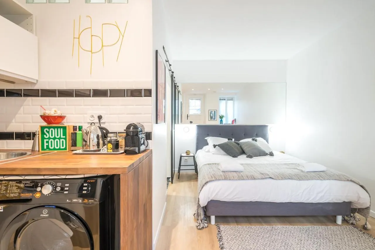 Studio Terrasse Privee 5 Min To Eiffel Tower Paris France